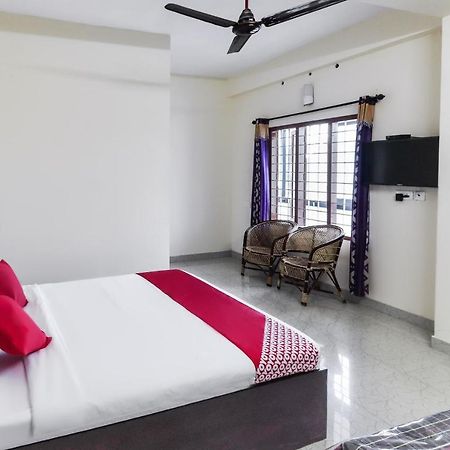 Oyo 49244 Green Castle Residency Nedumkandam Exterior photo