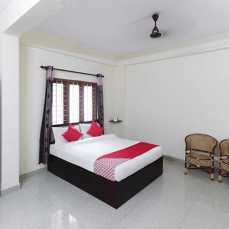 Oyo 49244 Green Castle Residency Nedumkandam Exterior photo