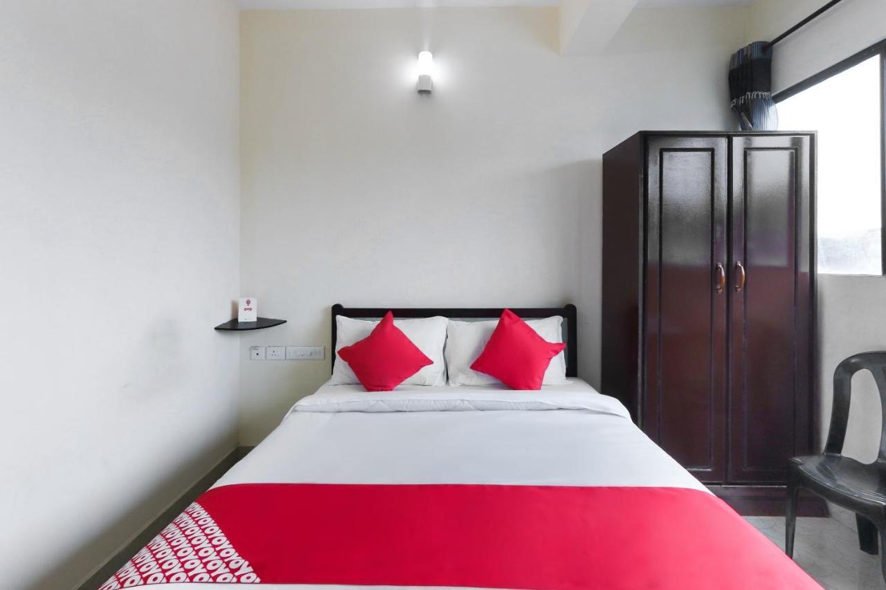 Oyo 49244 Green Castle Residency Nedumkandam Exterior photo