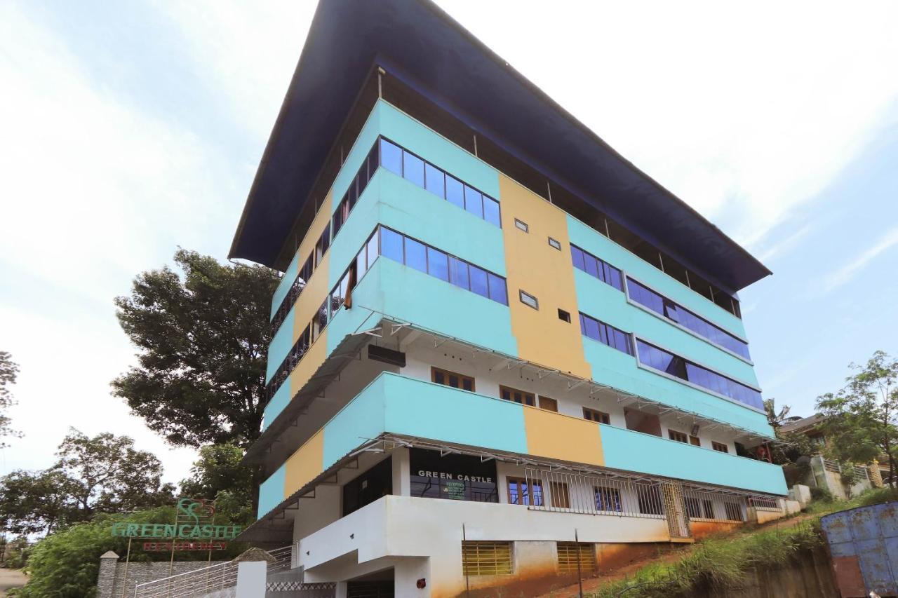 Oyo 49244 Green Castle Residency Nedumkandam Exterior photo