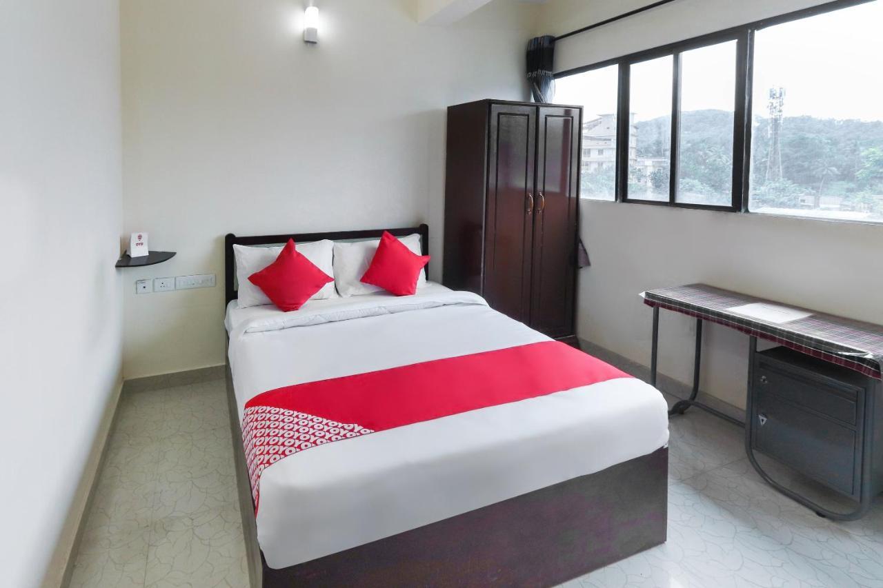 Oyo 49244 Green Castle Residency Nedumkandam Exterior photo